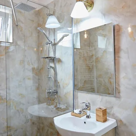 Park 3 * كونستانتا